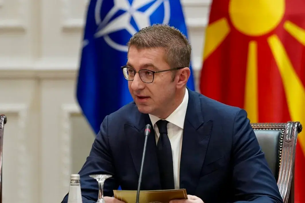 МИЦКОСКИ ДО ОПОЗИЦИЈАТА: Државата чека реформи, а тие се натегаат кој кого да покани на состанок