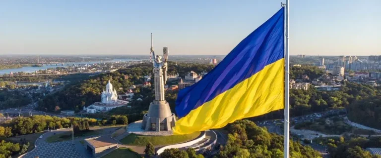 УКРАИНА ДОБИ НОВ ПРЕМИЕР: Поранешниот директор на „Нафтогас“ доби поддршка од 289 пратеници