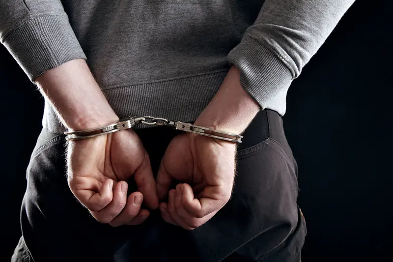 ХОРОР ВО ПЕТРОВЕЦ: Со автомобил ја влечел мајка си околу 20 метри