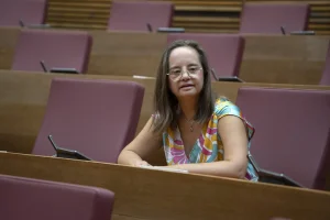 ИСПИША ИСТОРИЈА ВО ШПАНИЈА: Мар Галсеран е првата пратеничка со Даунов синдром