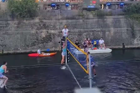 (ВИДЕО) ШТО ВЕЛИТЕ ЗА ОДБОЈКА НА ВОДА? Несекојдневна атракција во Љубљана