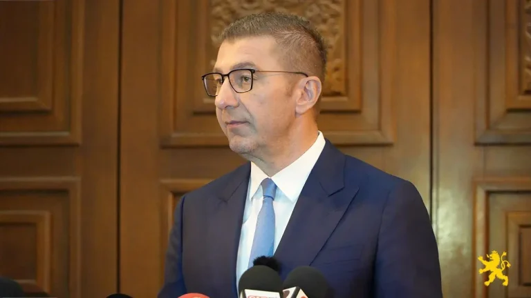 (ВИДЕО) ПРЕС-КОНФЕРЕНЦИЈА НА МИЦКОСКИ: Ова се новите министри по владината реконструкција