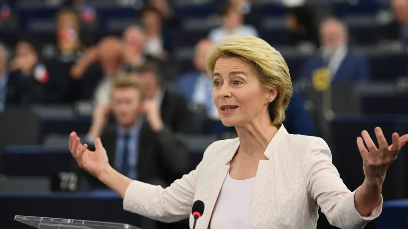 ТЕХНИЧКИ ПРОБЛЕМИ НА ГРАНИЦИТЕ НА ЕУ: Фон дер Лајен призна застој со новите проверки