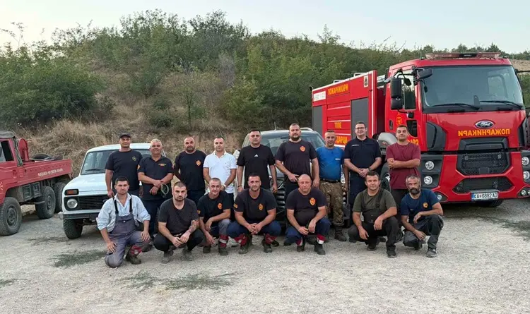 (ВИДЕО) ПО ТРИ ДЕНА БОРБА ИЗГАСНАТ ПОЖАРОТ КАЈ РАЕЦ: Јанчев им се заблагодари на пожарникарите и доброволците