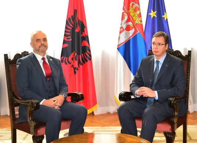 РАМА МУ ОДГОВОРИ НА ВУЧИЌ: „Ибар ќе тече по географија, а не по фолклор“