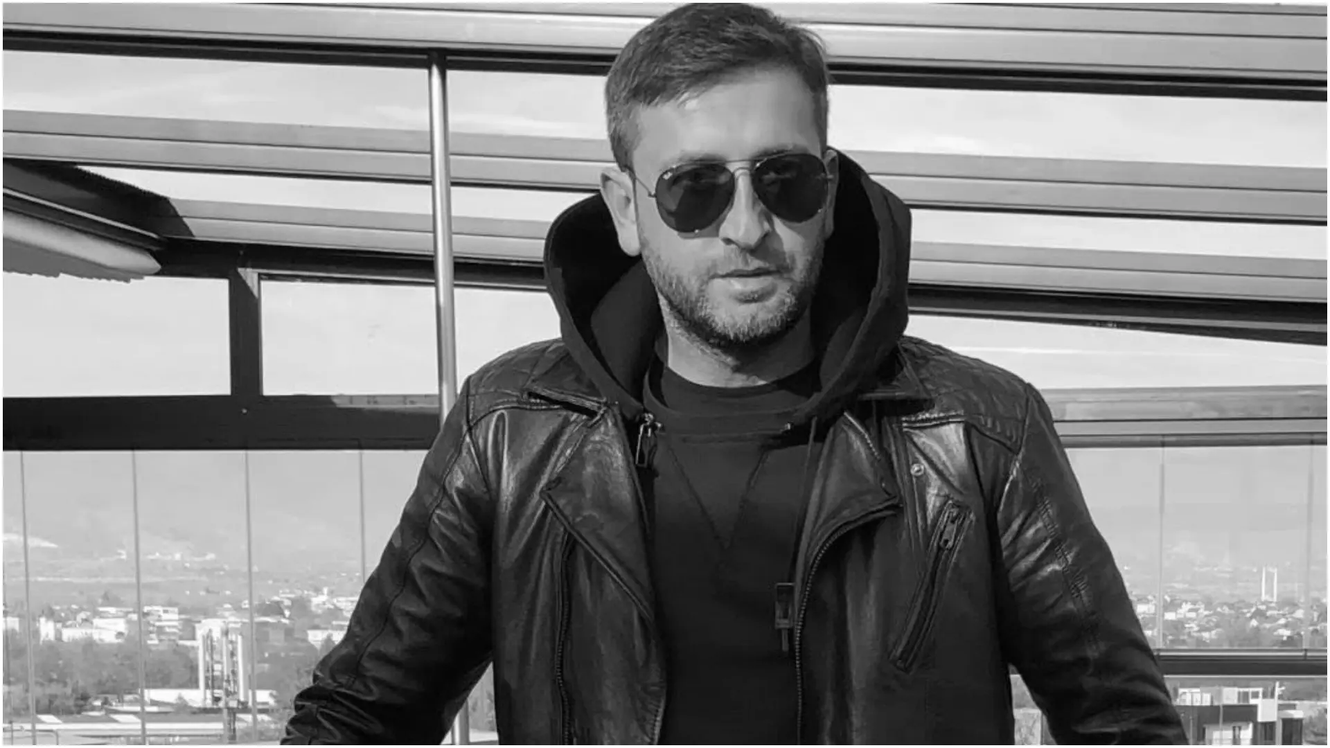 ТРАГЕДИЈА: на 46 години ненадејно почина братот на пејачот Елвир Мекиќ