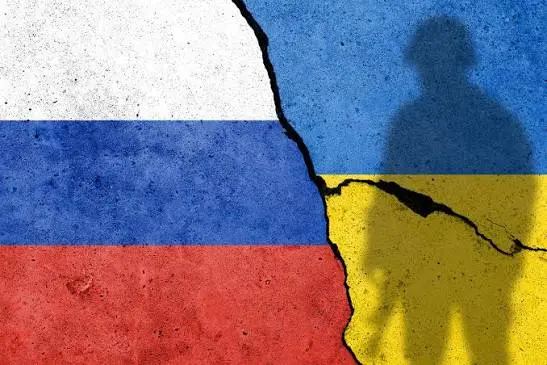 УКРАИНСКИ СИЛИ ПОГОДИЈА РУСКА РАФИНЕРИЈА: Целта била на 1.000 километри од фронтот