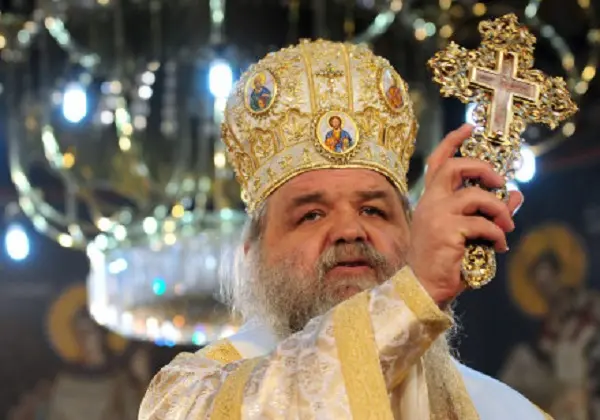 АРХИЕПИСКОПОТ СТЕФАН ЈА ОТКАЖА ПОСЕТАТА НА САД И КАНАДА: Лекарите му препорачале да не патува