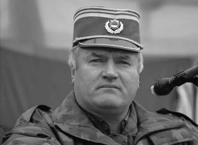 Младиќ ќе биде погребан со државни почести во Србија: Одлуката предизвика бурни реакции