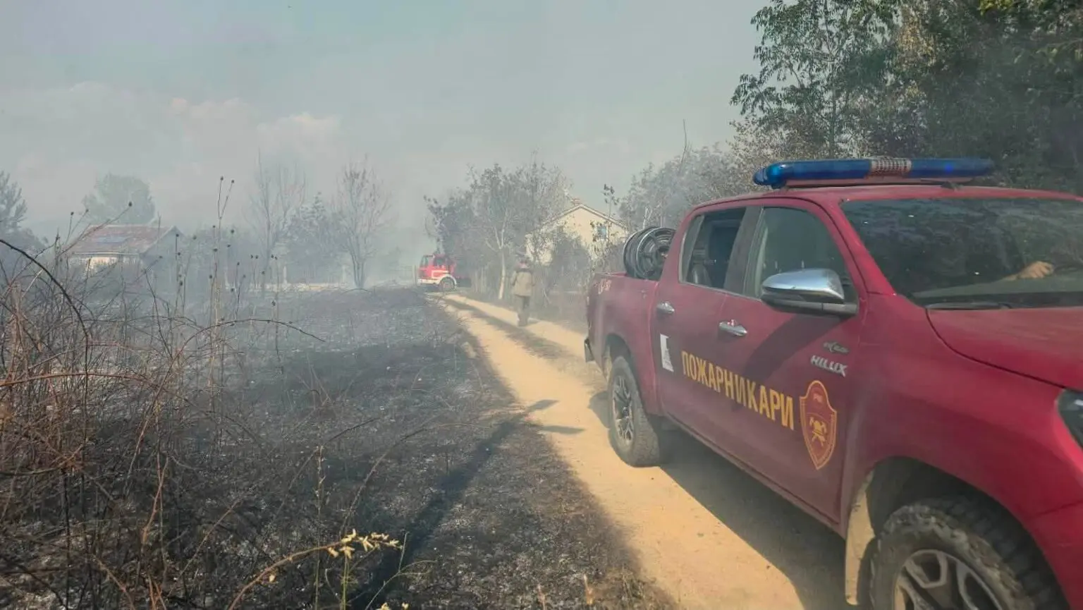 ОСУМ АКТИВНИ ПОЖАРИ НИЗ МАКЕДОНИЈА: Најкритично е кај Водоча, Бонче и Желино