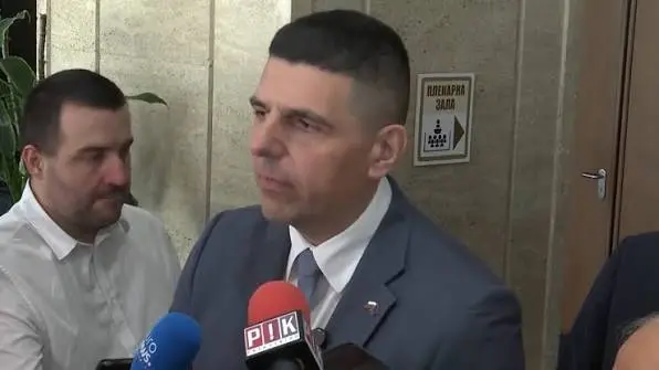 Џевер Имери полиција царина