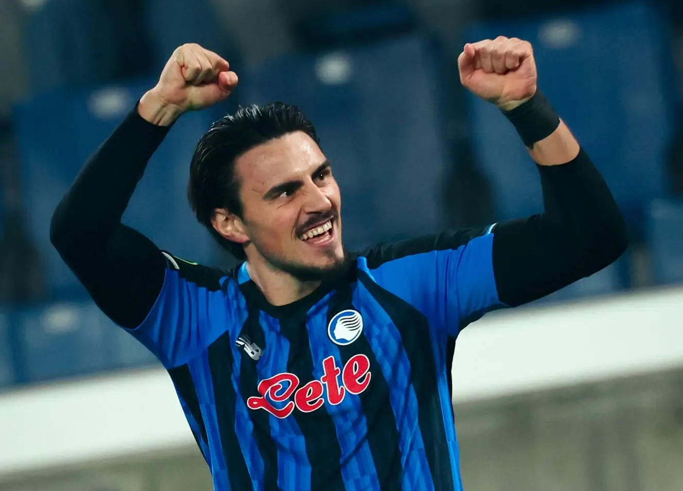 САРИ СО ПОФАЛБИ ЗА ЕЛМАС: Последните два натпревари потврдија дека е важен играч за нас