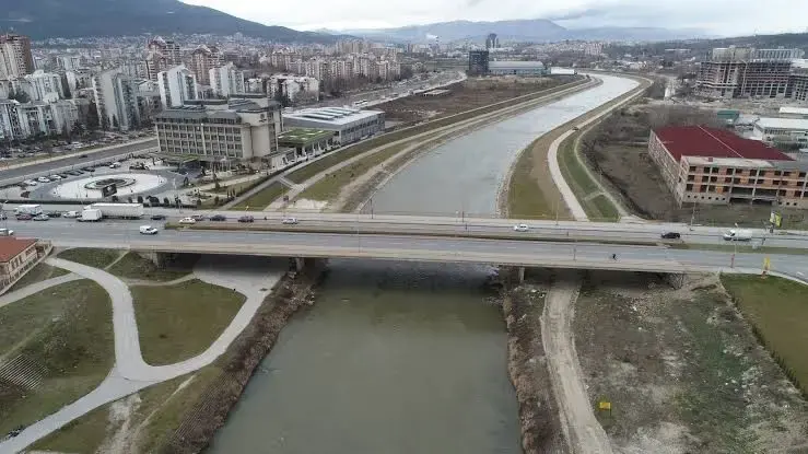 ВОЗАЧИТЕ ВО СКОПЈЕ ДА ВНИМАВААТ: во недела ќе се работи на мостот „Близнак“