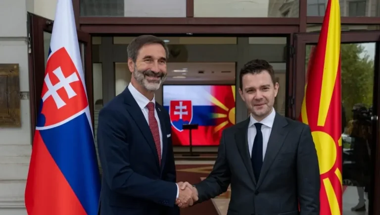 СЛОВАЧКИОТ МИНИСТЕР СО ПОФАЛБИ ЗА МАКЕДОНИЈА: Бланар ја поздрави посветеноста на Владата на реформите и евроинтеграцијата
