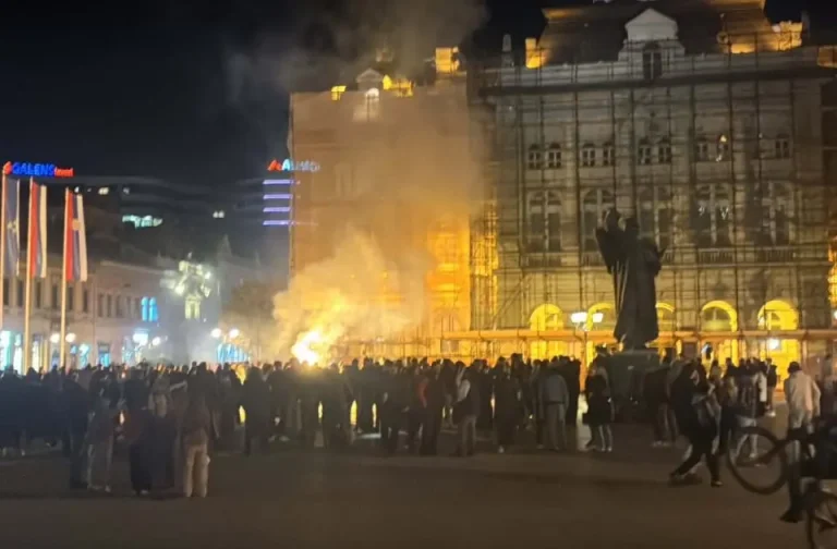 (ВИДЕО) СЛАВЈЕ НИЗ ЦЕЛА СРБИЈА: Студентите ја слават изборната победа по улиците