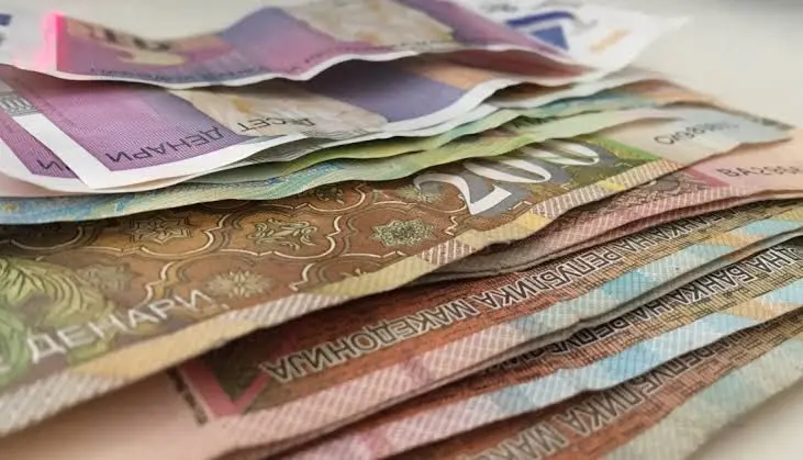 МВР: Пример за чесност и граѓанска одговорност – млад делчевец пронашол и во полиција предал лични документи, 114 000 денари и околу 2 000 евра