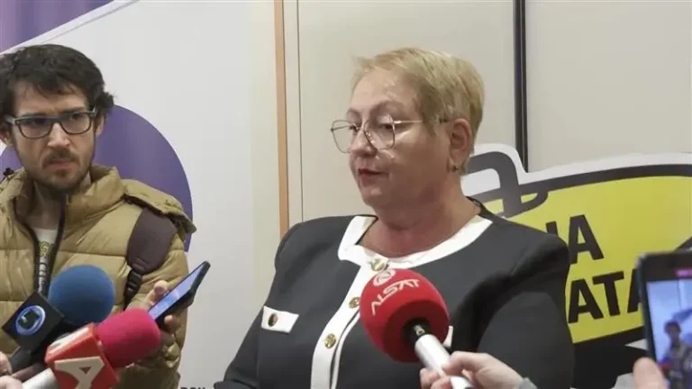 СТУДЕНТИТЕ НА СРЕДБА СО ЈАНЕВСКА: Бараат повисок студентски оброк и бесплатен превоз